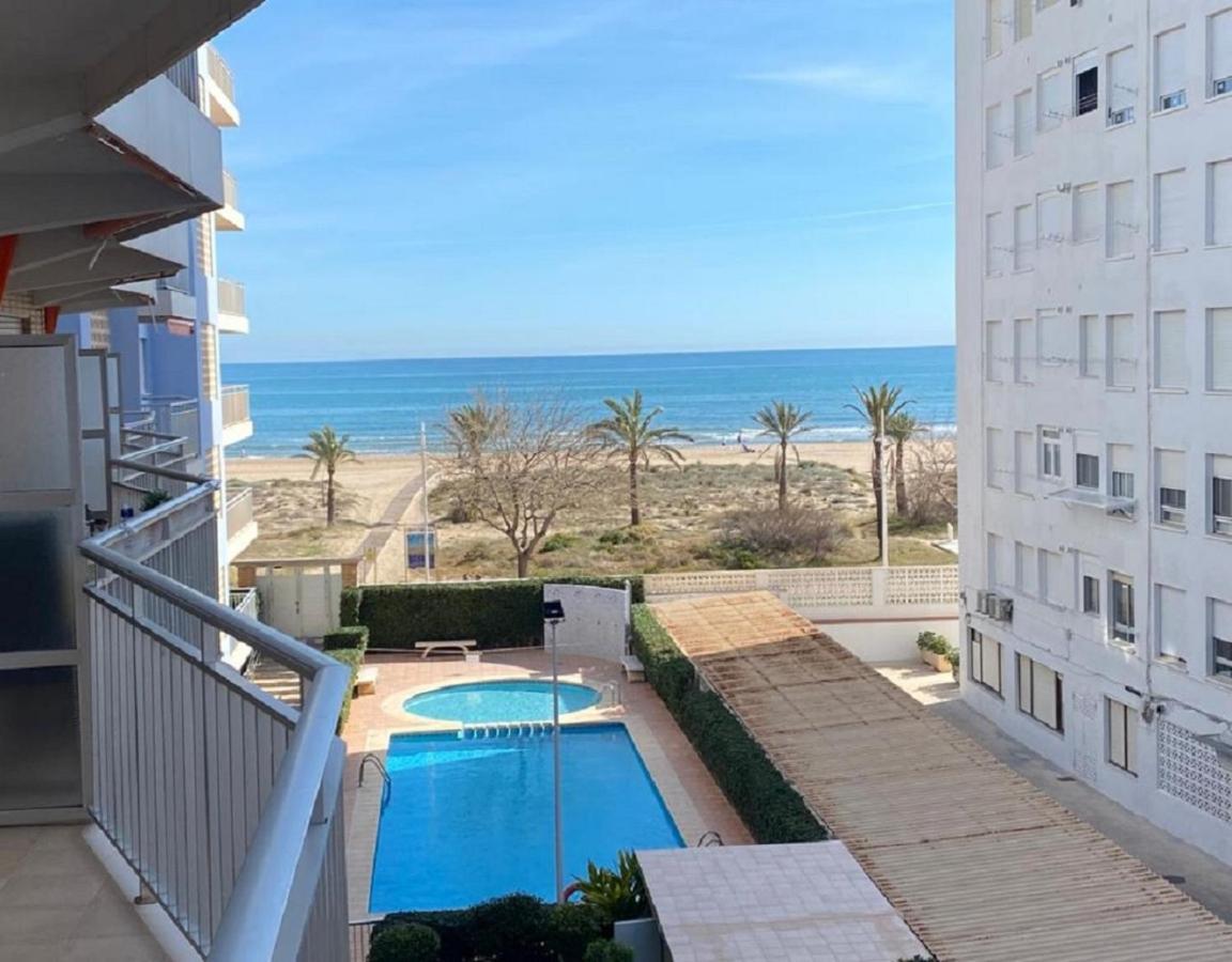 Monela Front Beach Solo Familias Playa de Gandia Exterior photo